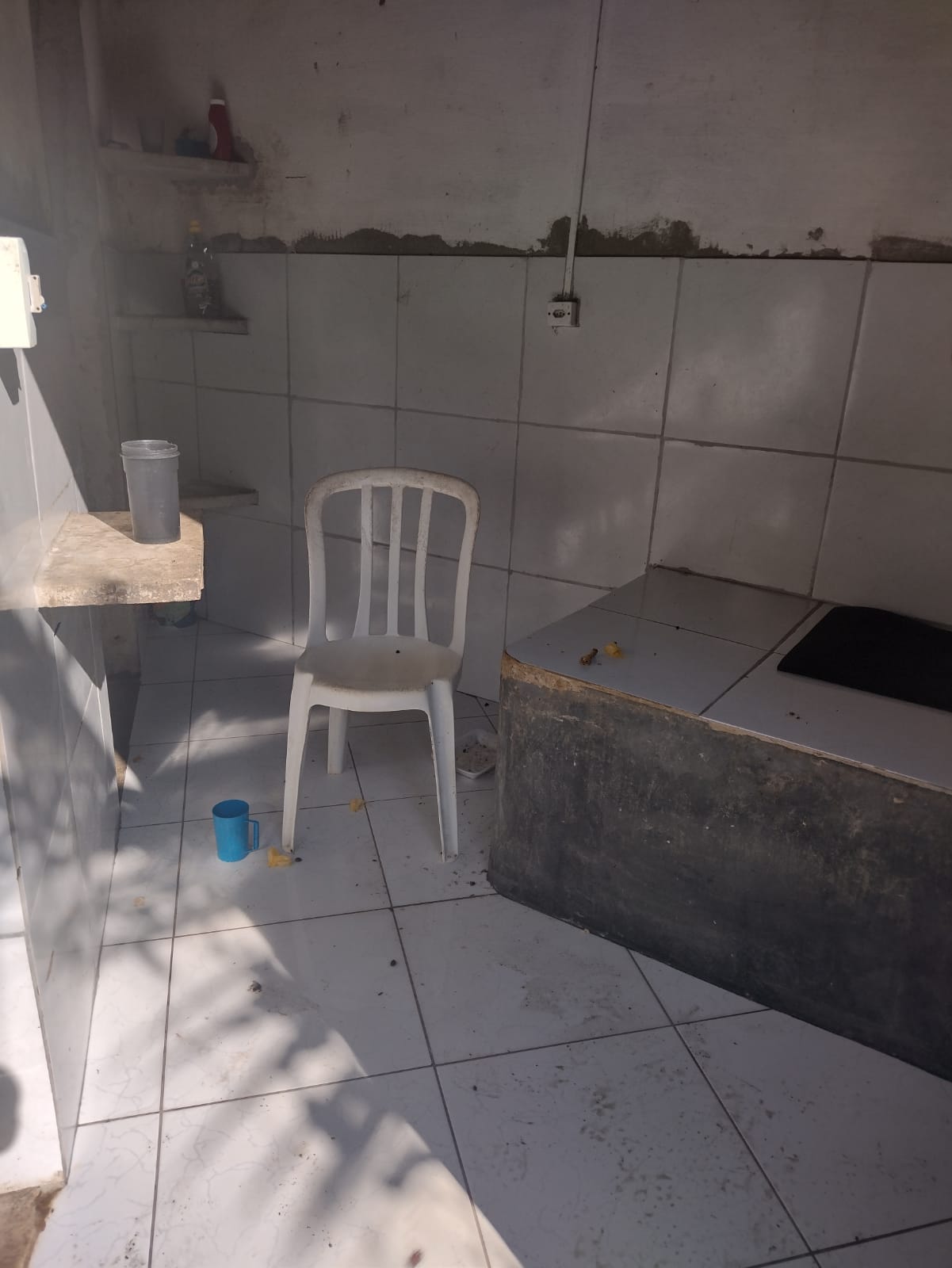Polícia resgata idosa que vivia confinada em condições precárias e prende filho por maus-tratos na Grande Natal