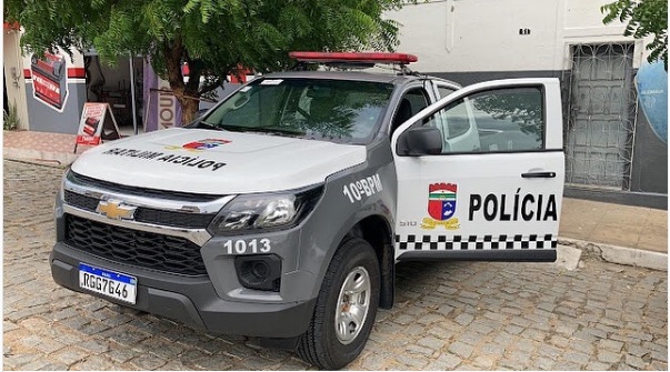 Bandidos assaltam fazenda e aterrorizam moradores em zona rural do RN