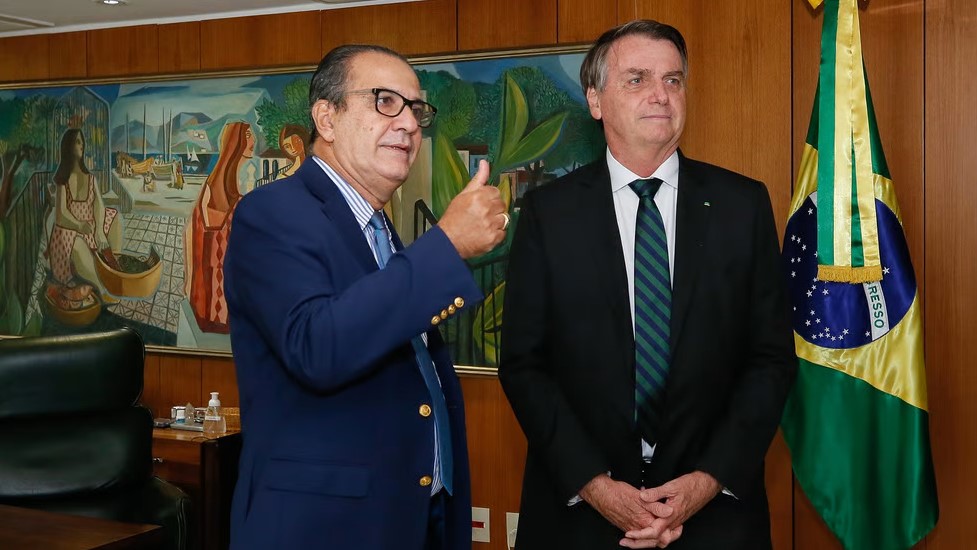 "Não muda nada", diz Malafaia sobre vídeo de Bolsonaro na maçonaria
