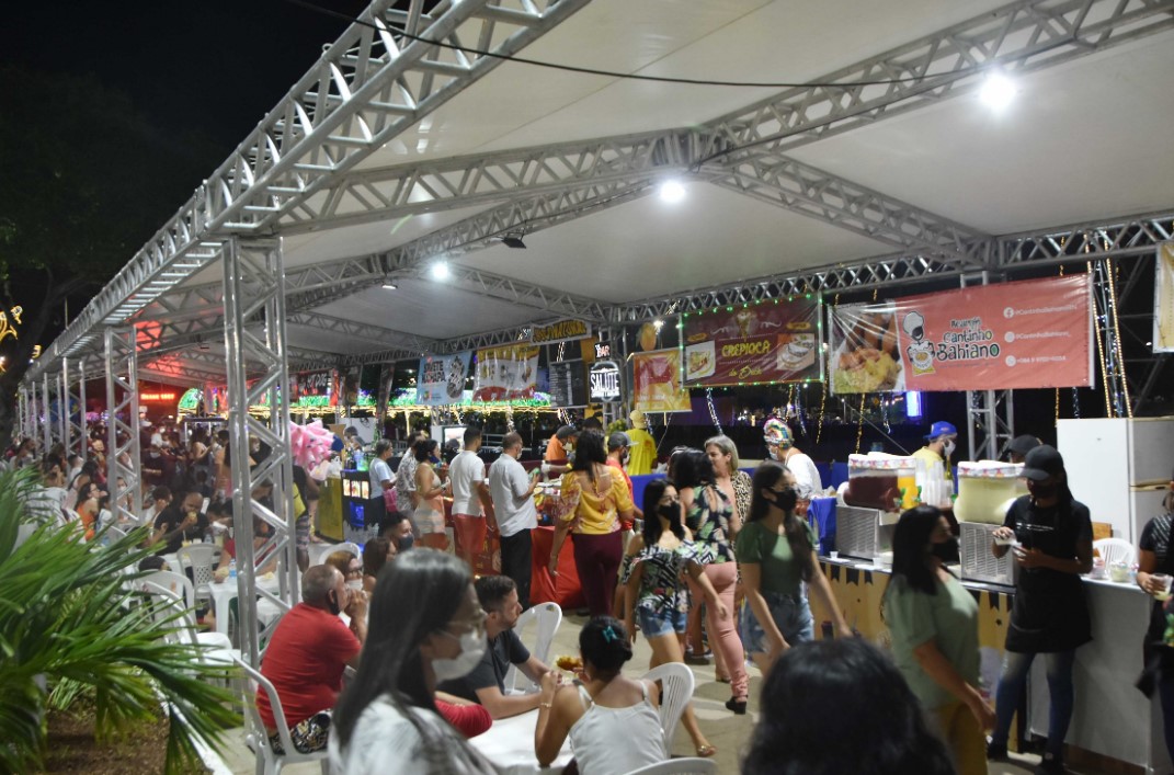 Semsur cadastra comerciantes para período do Halloween, Copa do Mundo e Natal