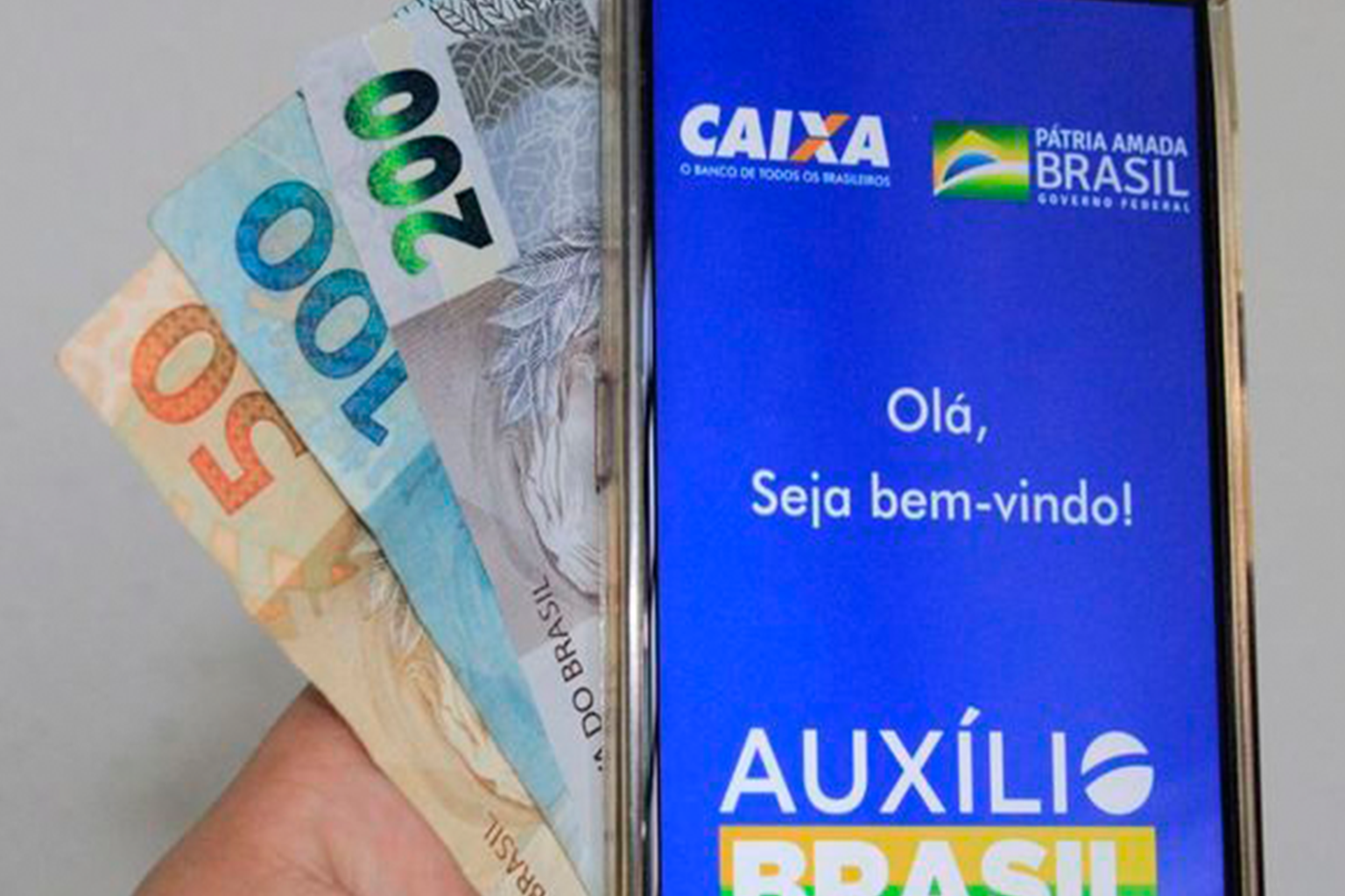 Caixa inicia pagamento do Auxílio Brasil e Auxílio Gás nesta terça