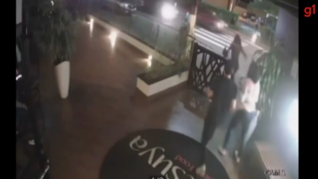 VÍDEO: Tricampeão mundial de jiu-jitsu é morto por atirador em restaurante no litoral de SP