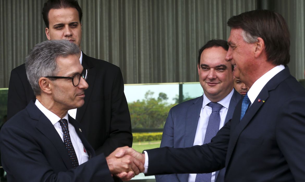 TSE derruba propaganda de Bolsonaro com ataques de Zema a Lula