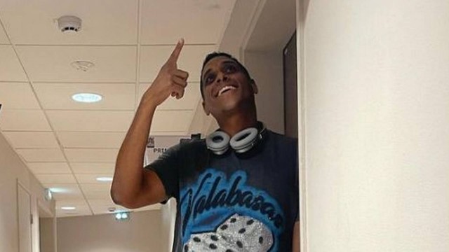 VÍDEO: Cantor haitiano morre em Paris após sofrer ataque cardíaco no palco