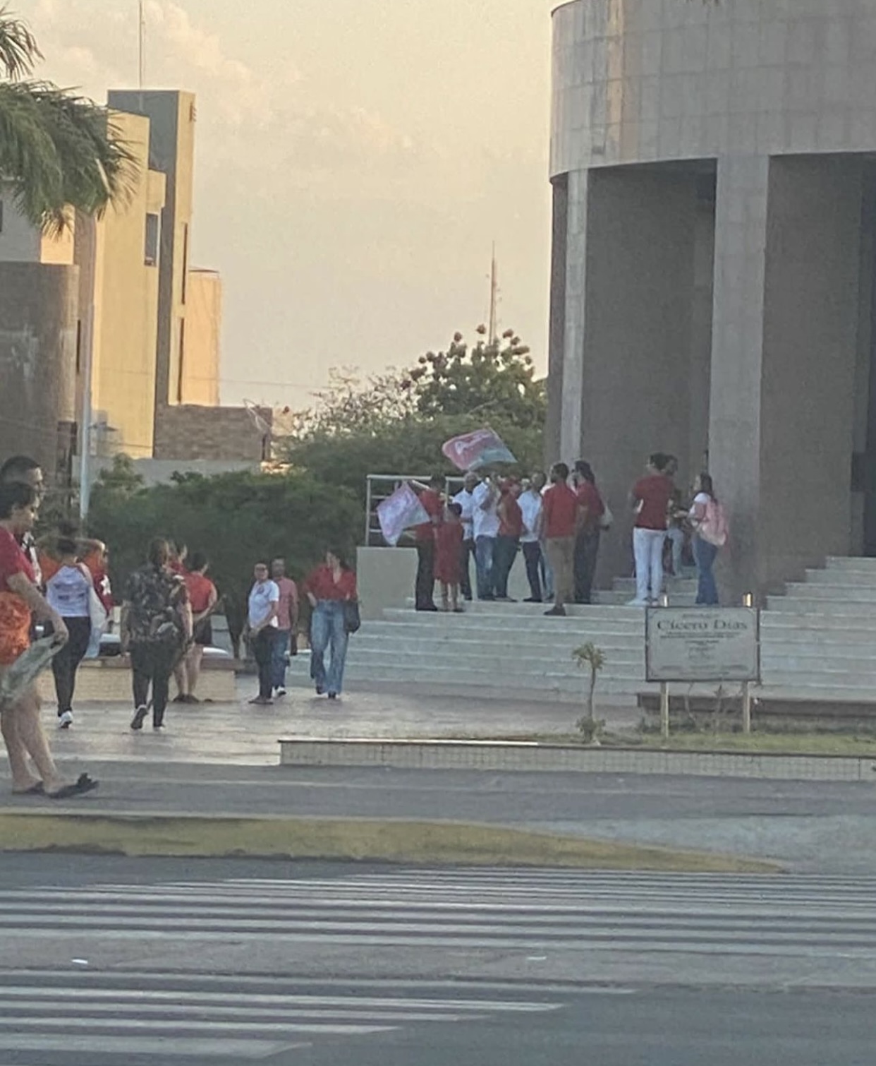 Movimento de médicos e estudantes pró-Lula em Mossoró é um fracasso