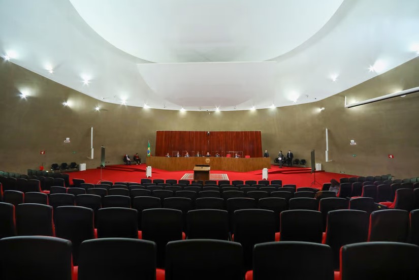 Emissoras de rádio e TV divulgam nota de repúdio a interferência do TSE