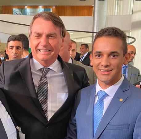 Mossoró recebe 14 veículos do Governo Federal, e Allyson faz aceno a Bolsonaro: "Agradecer ao presidente"