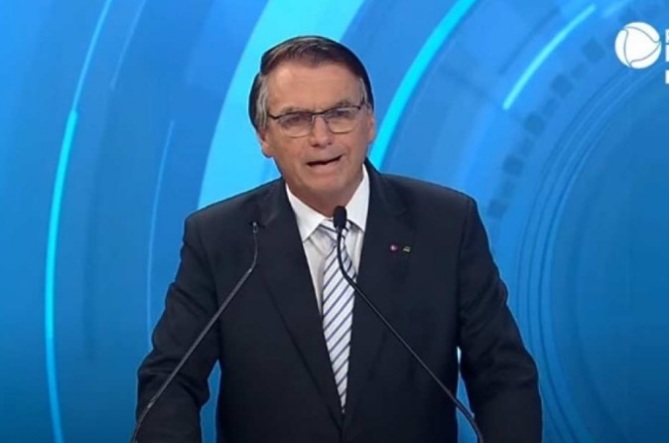 “Não existe qualquer ligação minha com Roberto Jefferson”, afirma Bolsonaro