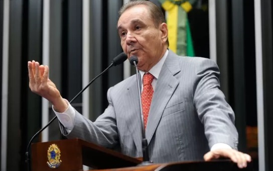 [VIDEO] José Agripino: "Só se o Brasil for louco Bolsonaro perde a eleição por causa de Roberto Jefferson"