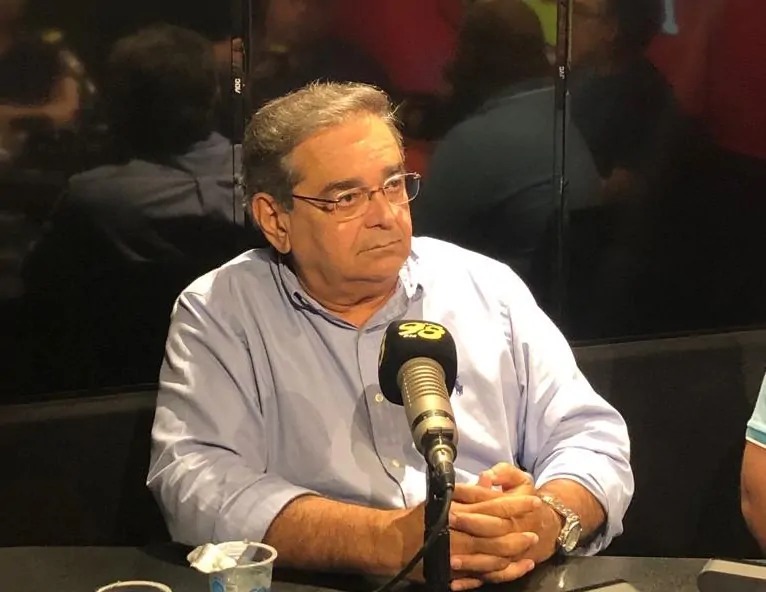 Álvaro Dias anuncia transporte público grátis em Natal no 2° turno