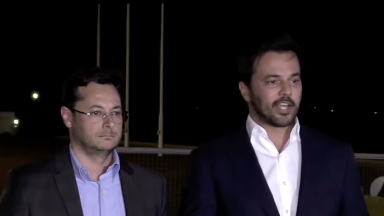 Campanha de Bolsonaro diz que teve 154 mil inserções de rádio a menos que Lula