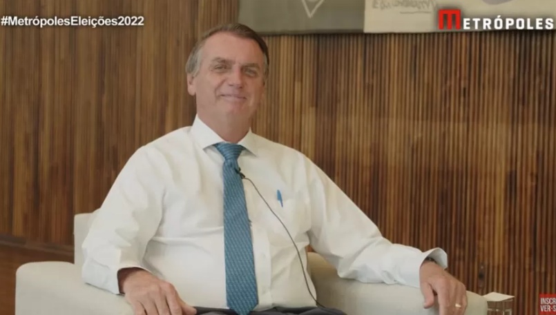 Bolsonaro pretende visitar policiais feridos por Roberto Jefferson