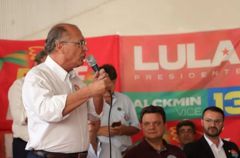 VÍDEO: Alckmin vai à cidade de região bolsonarista de MG que deu vitória a Lula e é alvo de protestos