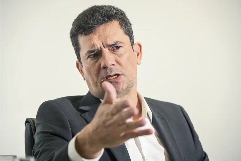 Eleger Lula seria ‘mensagem ao país de que o crime compensa’, afirma Sergio Moro