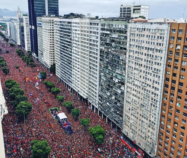 Após reunião com TRE, PF e PM, Flamengo se compromete a não comemorar possível título durante domingo de eleição