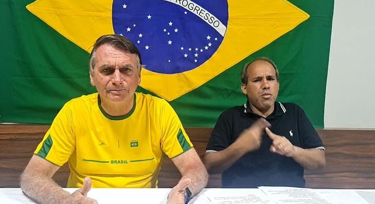 ‘Não podemos sonhar em deixar essa turma voltar a ocupar Brasília’, diz Bolsonaro