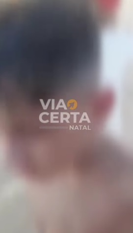 VÍDEO: Criança é atingida por paraquedas na praia do Forte em Natal