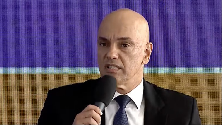 Alexandre de Moraes ligou para Lula e Bolsonaro antes de proclamar resultado