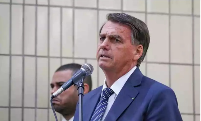 Bolsonaro é derrotado com mais votos do que quando se elegeu