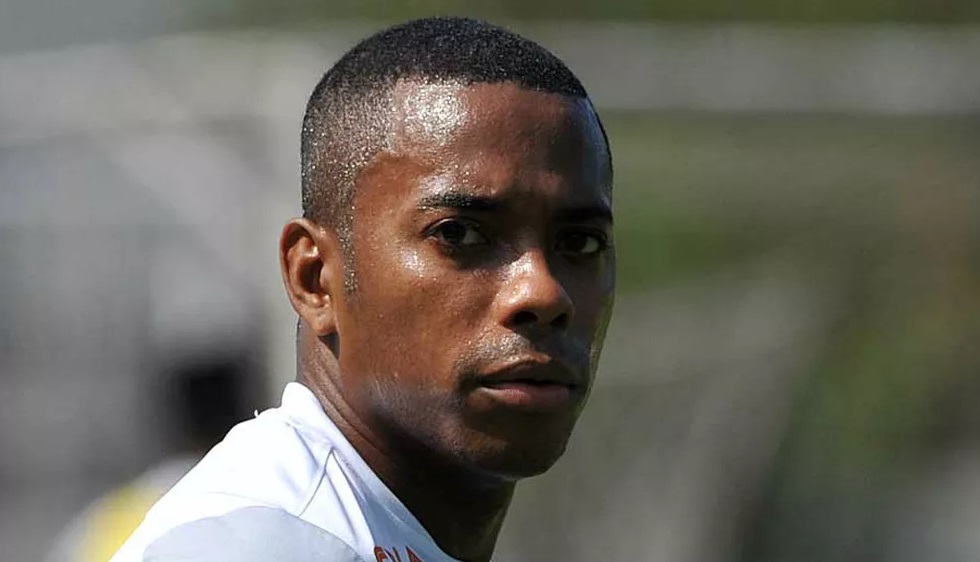 Justiça brasileira nega extradição de Robinho à Itália