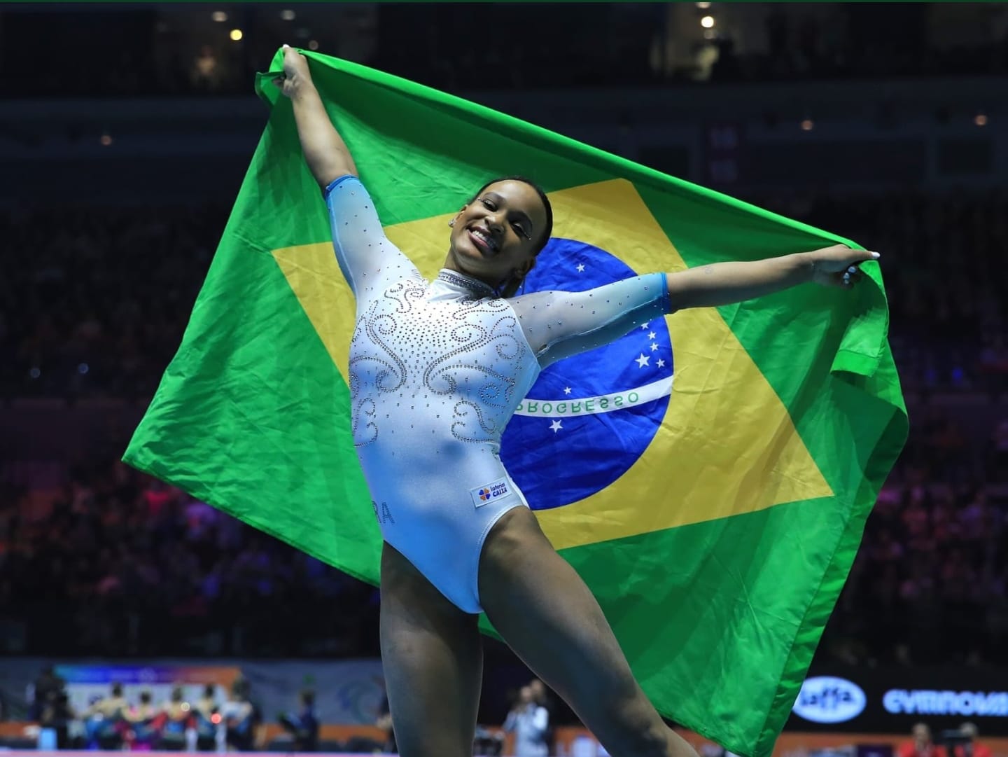 Rebeca Andrade é campeã mundial de ginástica