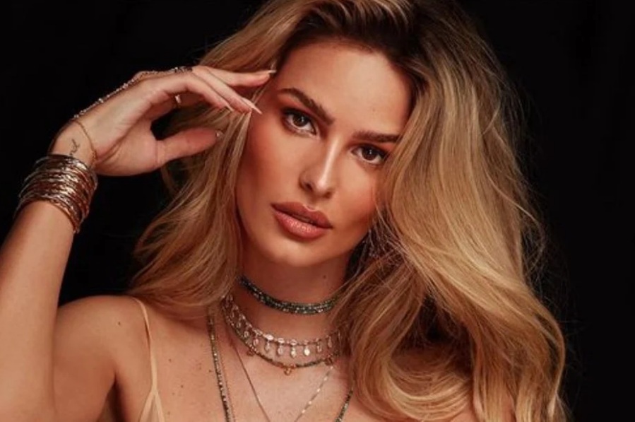 Mulheres que acusaram modelo Yasmin Brunet de tráfico humano são presas