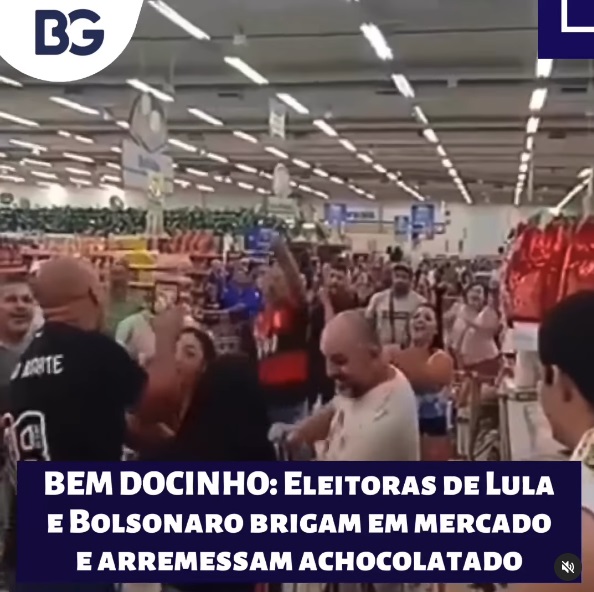 VÍDEO: Eleitoras de Lula e Bolsonaro brigam em mercado e uma delas arremessa achocolatado na outra
