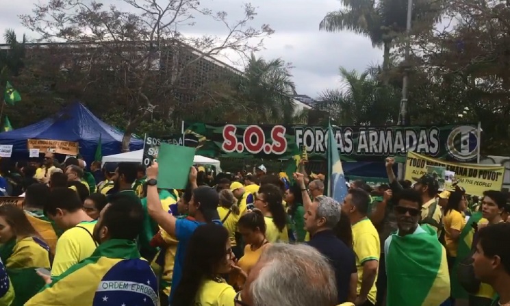Manifestantes ocupam ruas do país em quinto dia de protesto contra eleição de Lula