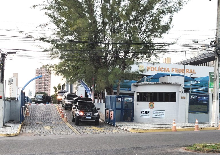 Força-tarefa da PF contra o crime organizado cumpre 17 mandados em Natal e Ceará-Mirim
