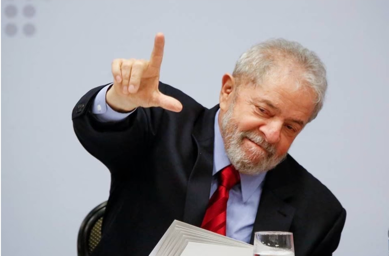 Ibovespa perde R$ 156 bilhões em valor de mercado após fala de Lula sobre gastos