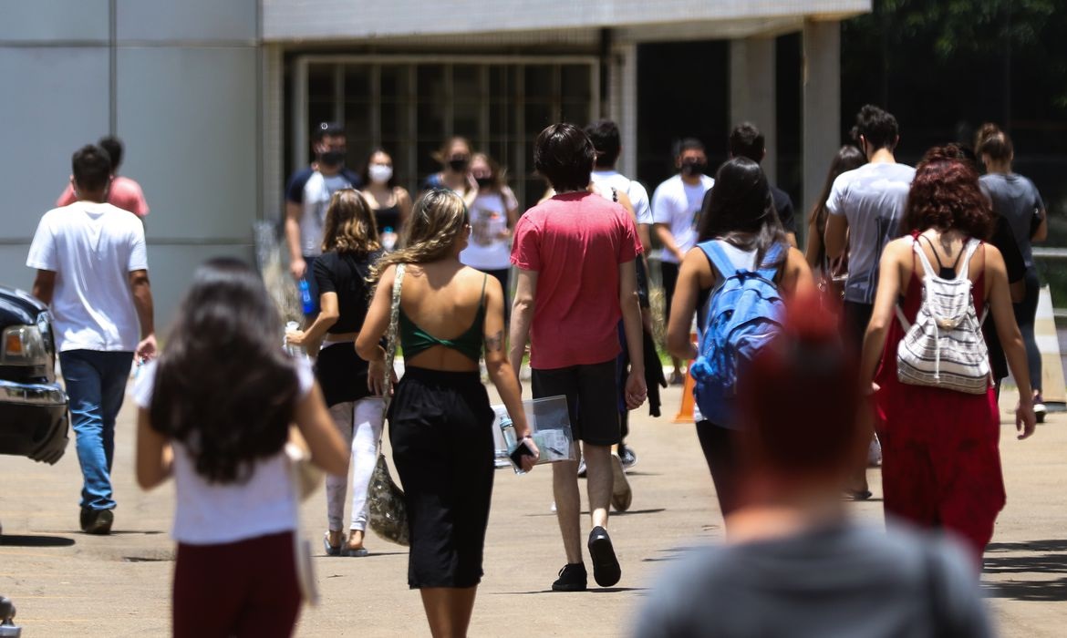 Enem 2022: tema da redação é 'Desafios para a valorização de comunidades e povos tradicionais no Brasil'