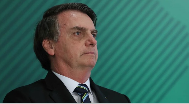 Bolsonaro é atendido no Hospital das Forças Armadas com dores abdominais