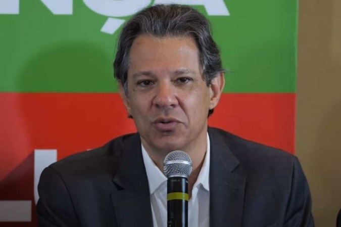 Haddad diz que Lula dará "prioridade absoluta" à reforma tributária