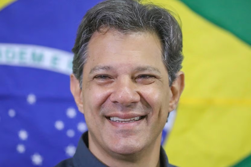 Juros sobem e bolsa cai após fala de Haddad em evento na Febraban