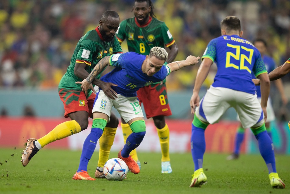 VÍDEO: Brasil perde para Camarões mas avança em primeiro; Coreia do Sul será o adversário nas oitavas