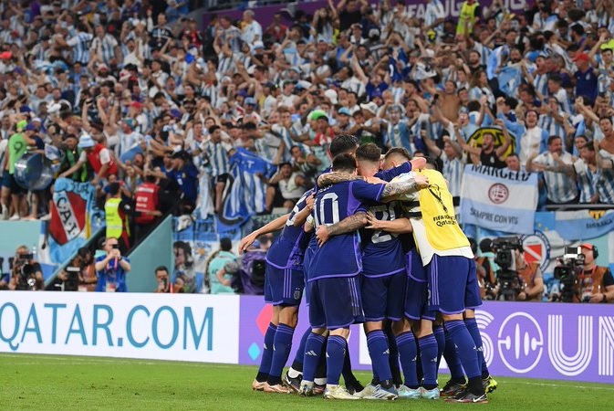 Argentina enfrenta Austrália em busca de vaga nas quartas da Copa; confira os jogos de hoje