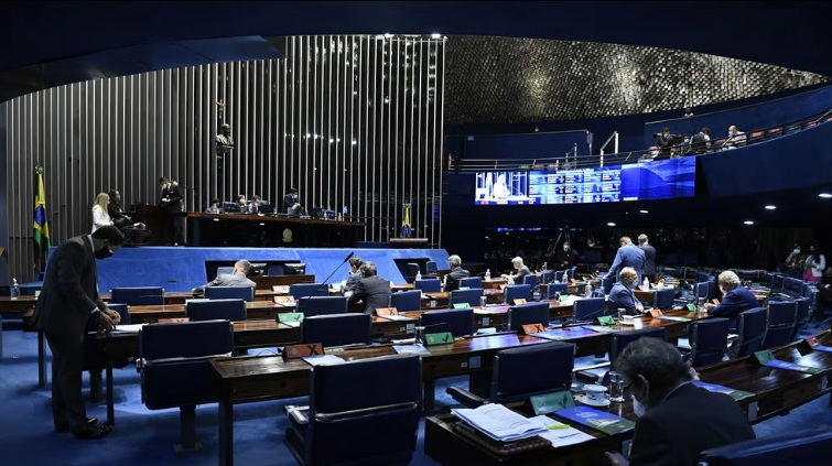 PEC da Transição começa a ser analisada no Senado