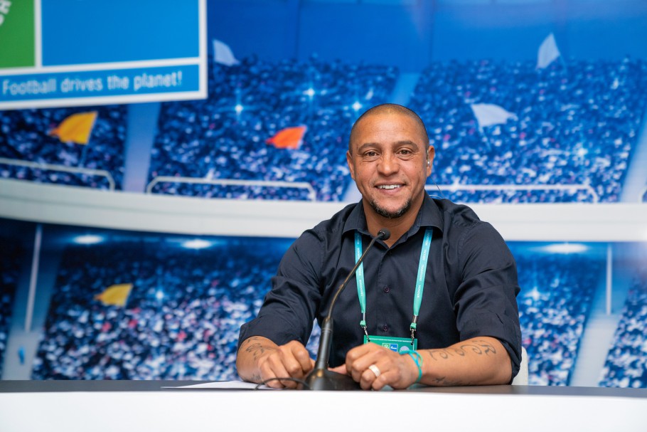 "Estou me preparando para ser treinador da Seleção" revela ex-jogador campeão mundial pelo Brasil
