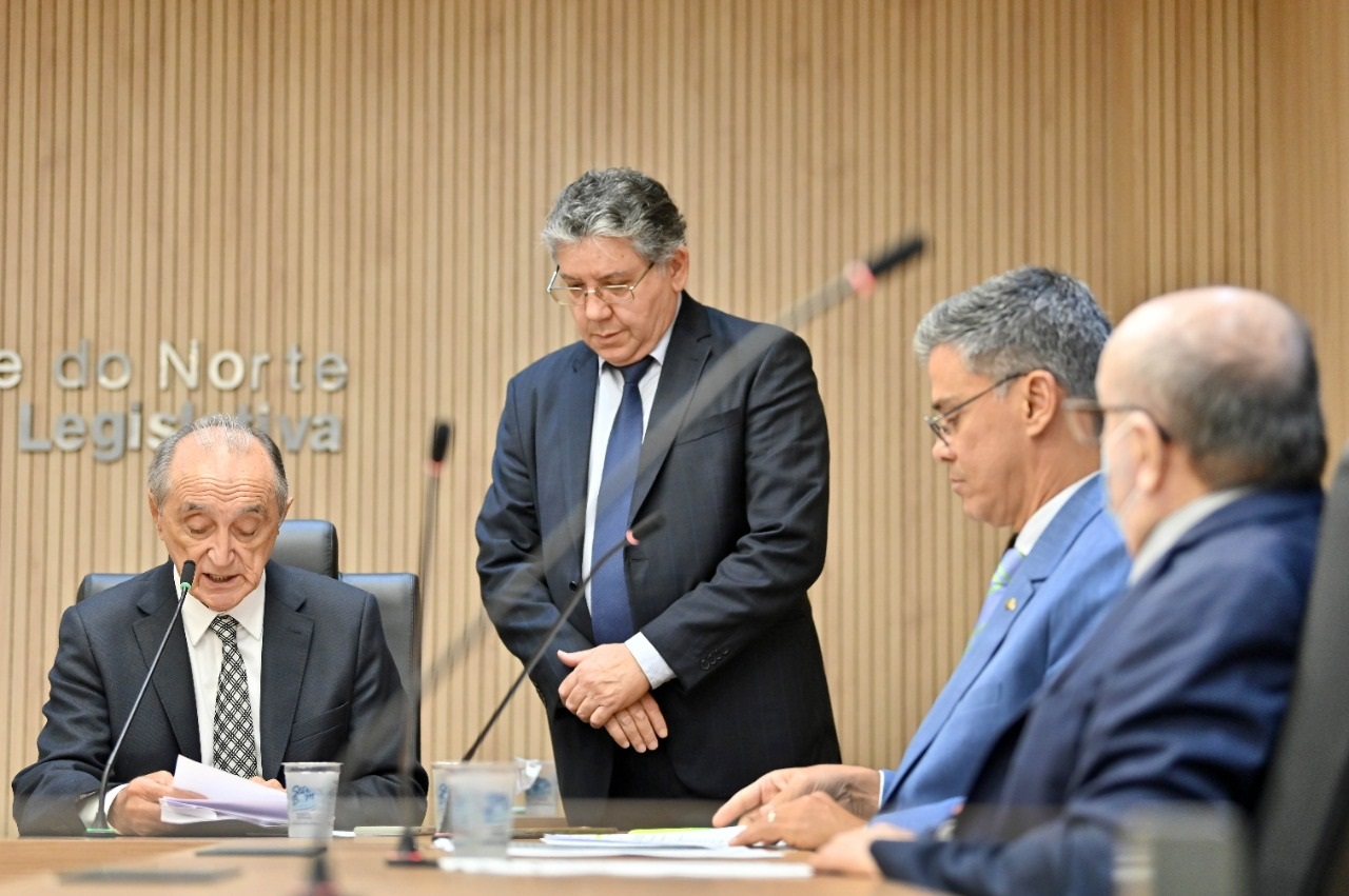 Em reunião extraordinária, CFF aprova projeto do Orçamento do Estado para 2023
