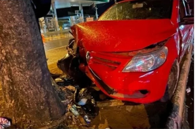 Pai agride motorista depois de perder o filho em acidente de carro