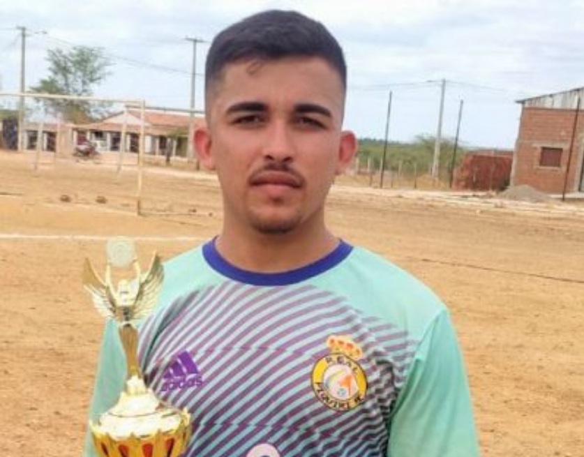 Jovem é morto a tiros após sair de campo de futebol no RN