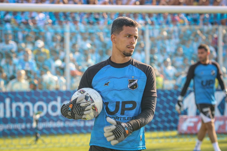 ABC oficializa venda de Matheus Nogueira para o futebol europeu