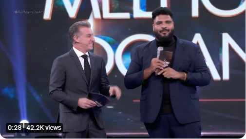 VÍDEO: “Que Deus é esse que leva o Véio do Rio e deixa o Véio da Havan?”, diz ator da...