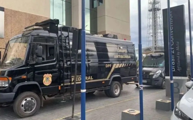 VÍDEO: Esquadrão antibomba faz varredura em hotel que hospeda Lula em Brasília; ASSISTA
