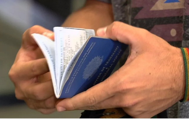 Prazo para saque do abono salarial em 2022 termina hoje; veja como fazer