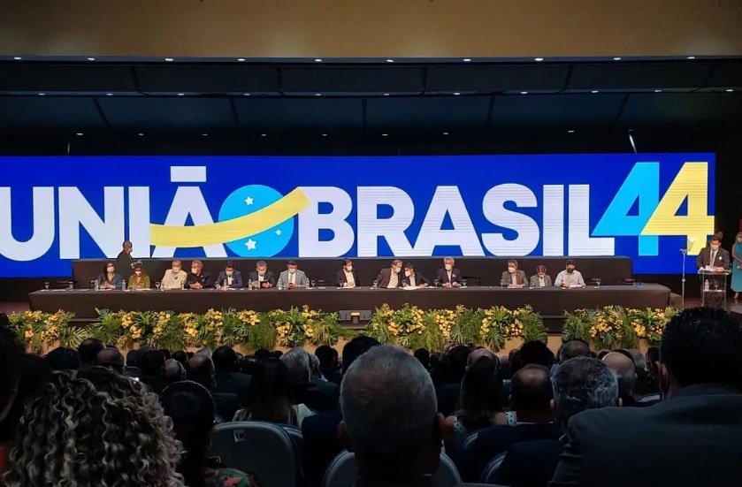 Cacique do União Brasil diz que partido não vai integrar base de Lula