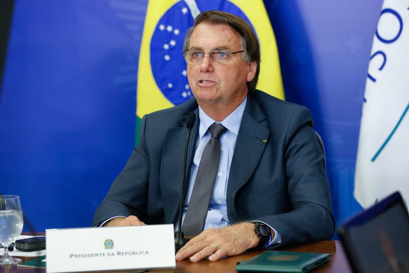 VÍDEO: Bolsonaro deixa o Brasil e viaja aos EUA no penúltimo dia do seu mandato