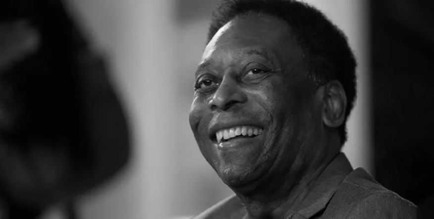 Certidão de óbito mostra causas da morte de Pelé; veja