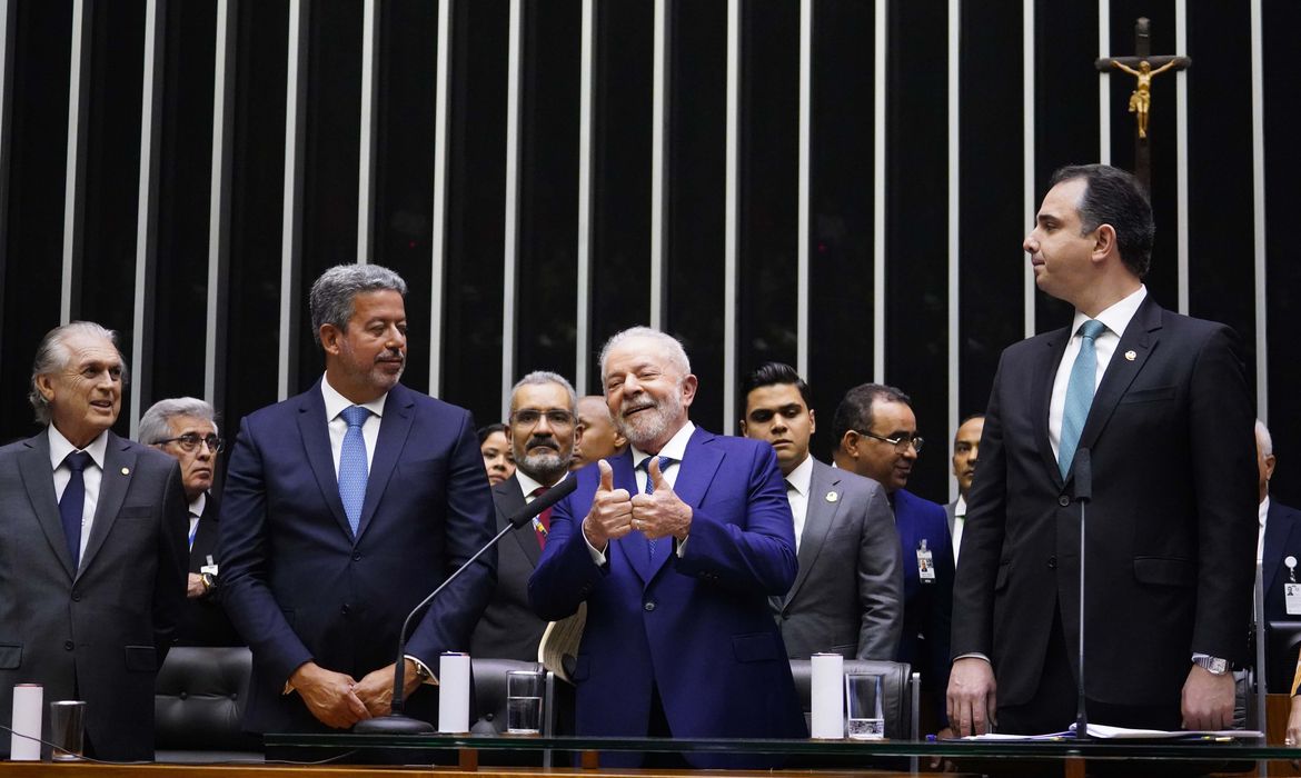Na posse, Lula chama Teto de Gastos de estupidez e fala em revogar medida; leia discurso na íntegra