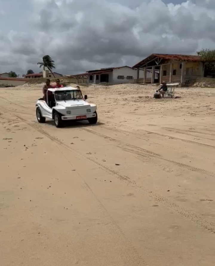 Juíza determina que Estado e Detran-RN fiscalizem buggys na beira-mar